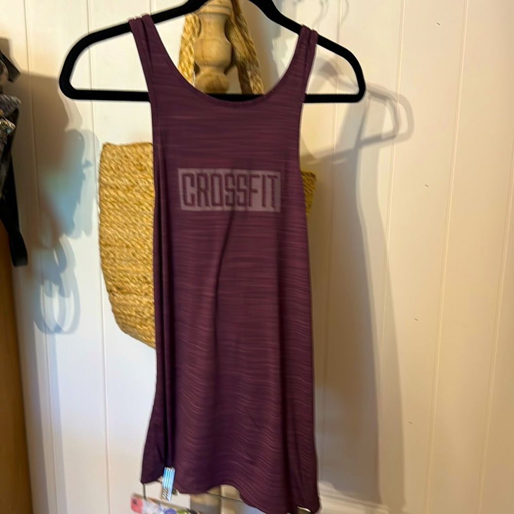 Reebok activchill high neck cross back tank